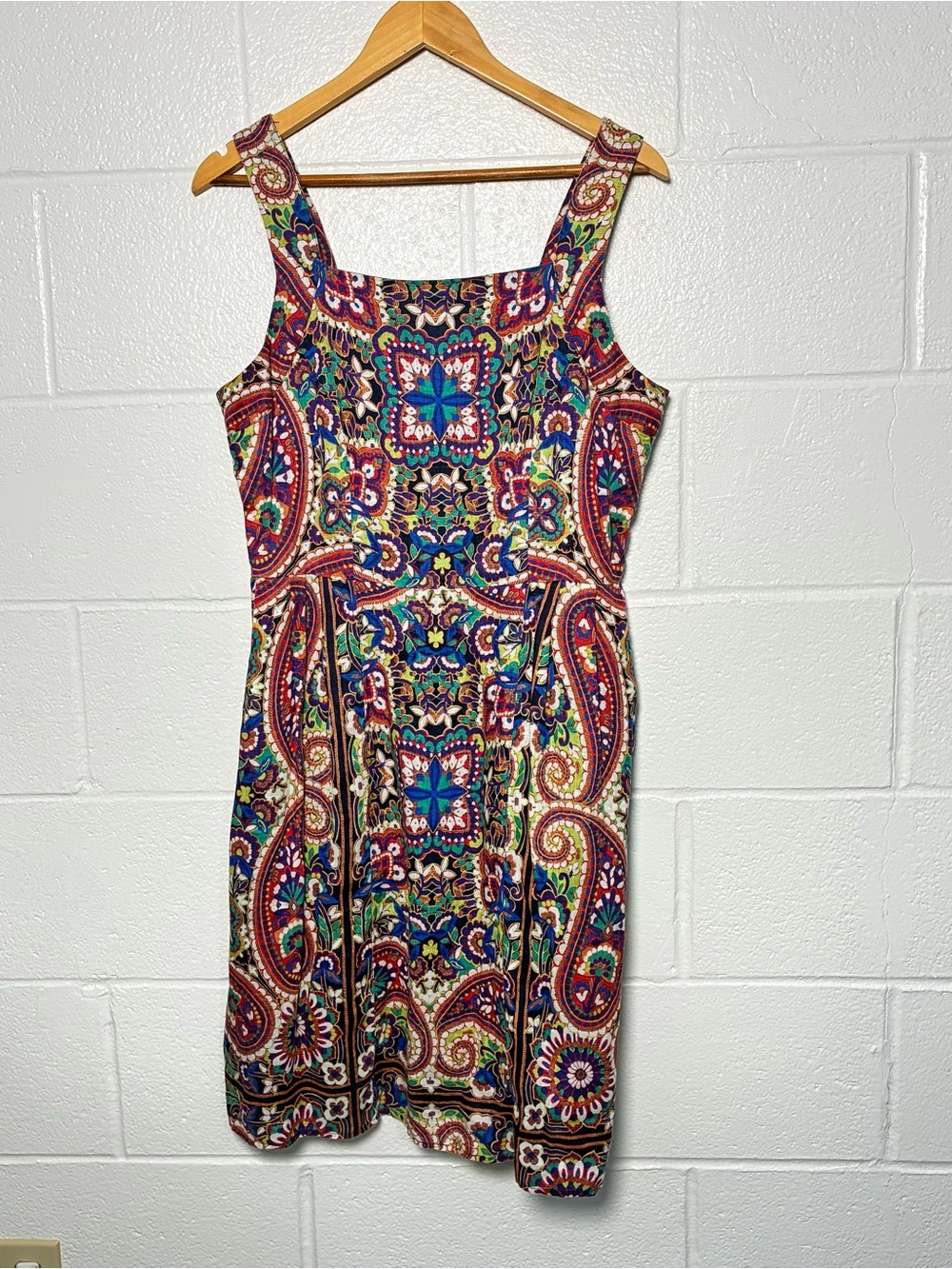 Lands end linen geometric paisley colorful knee length dress with pockets